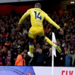 Liverpool on the brink as Arsenal held by Palace
