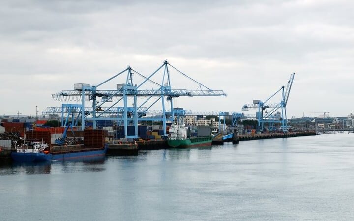 Ministers to discuss US tariffs with employers, unions leaders