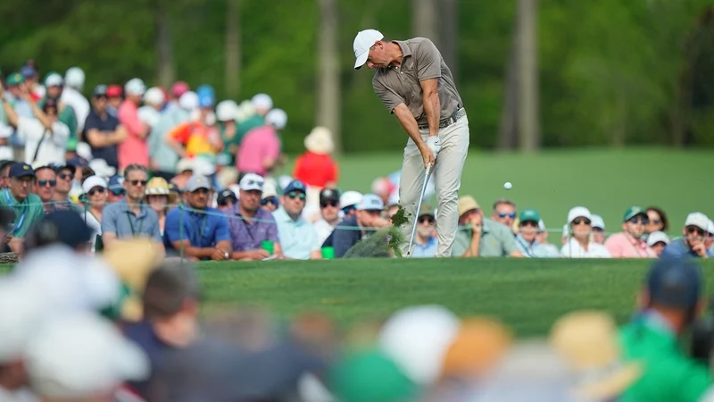 Rory McIlroy bounces back with stunning 66 at the Masters