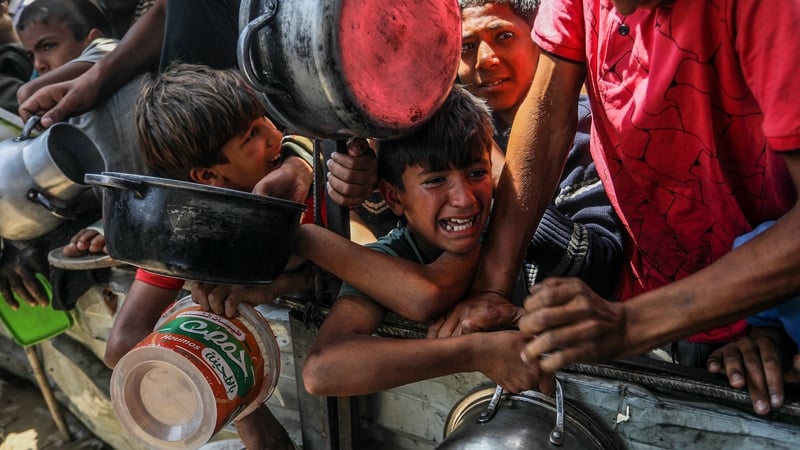 Blockade leaves Gaza aid work on verge of collapse, say UN, Red Cross