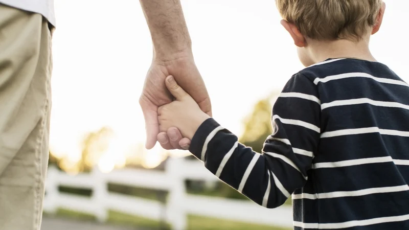 14% of young children not living with fathers - ESRI
