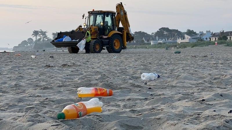'Noticeable' increase in litter on beaches during fine weather