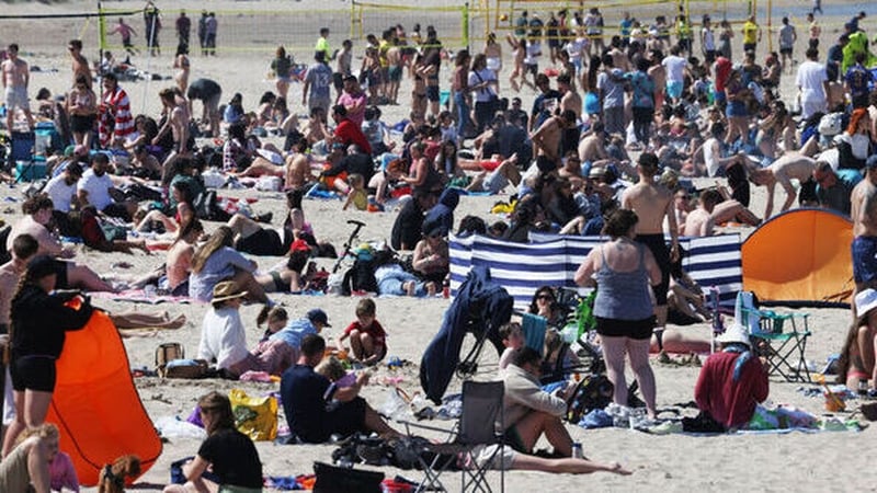 Temperatures to hit 29C in Ireland, with UK under amber heat alert