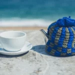 Does drinking hot tea in summer really cool you down?