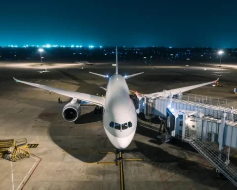 Increase to night-time flights 'reckless', say residents