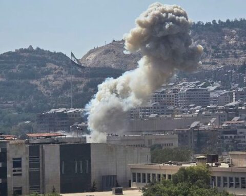 Israel bombs Syria army HQ after warning Damascus to leave Druze alone