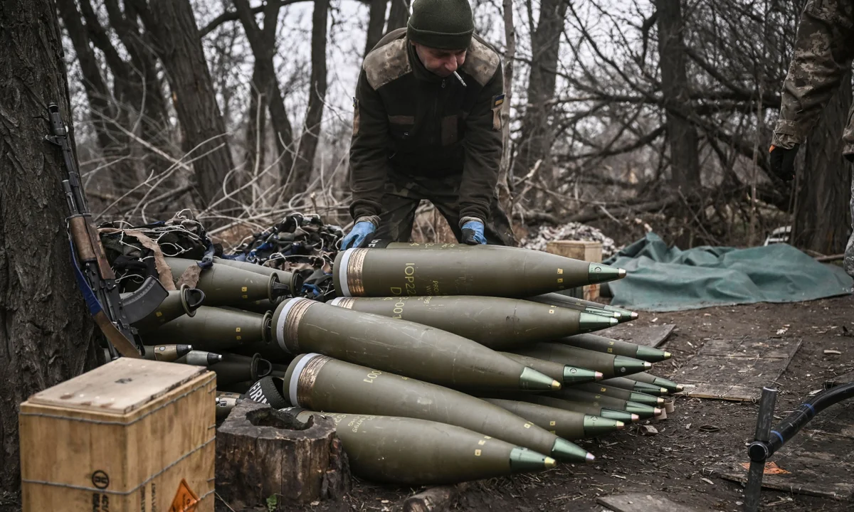 Poland to quintuple artillery shell output amid growing defence needs and Ukraine support