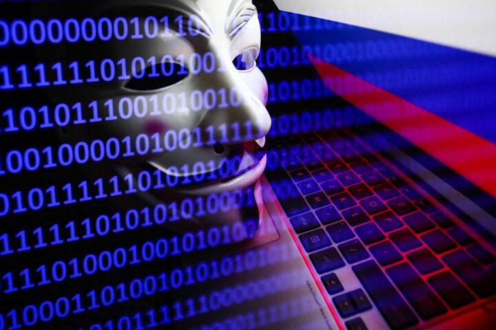 Russia moves to penalise online searches for 'extremist content' amid public outcry