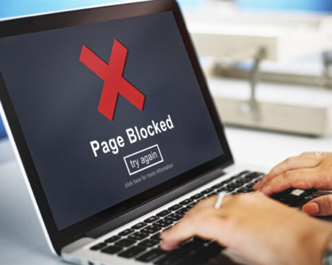 Russia moves to penalize online searches for banned content amid deepening digital clampdown