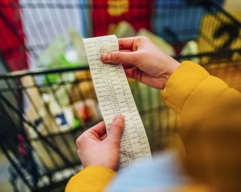 Soc Dems scrutinise supermarkets as grocery costs rise