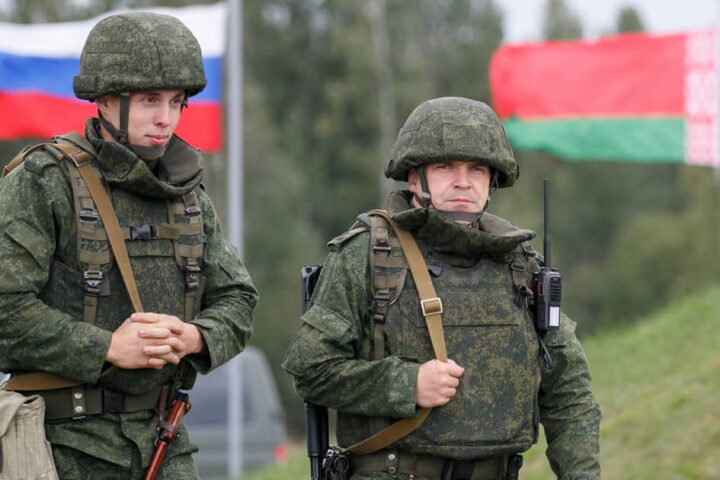 First Russian troops arrive in Belarus for Zapad-2025 as Lithuania calls on NATO for air defense support