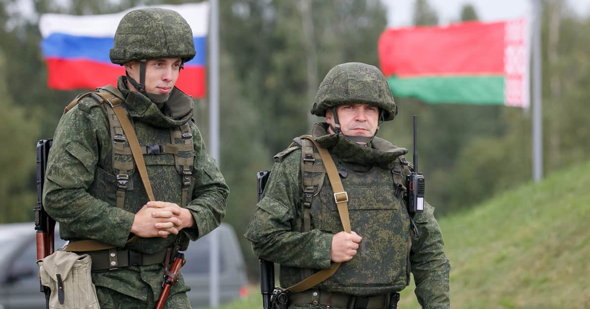 First Russian troops arrive in Belarus for Zapad-2025 as Lithuania calls on NATO for air defense support