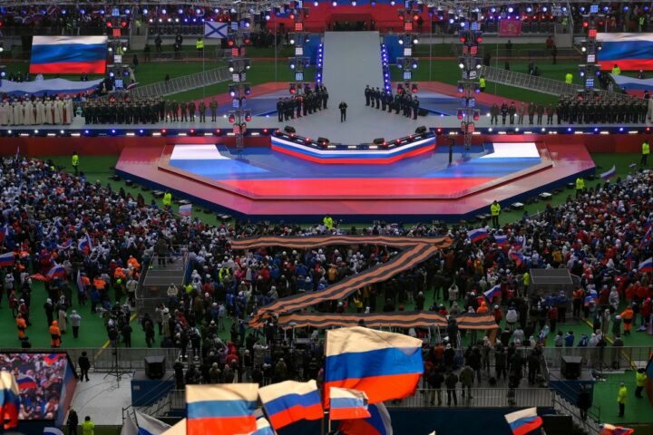 Russia steps up disinformation against Ukraine ahead of Alaska summit