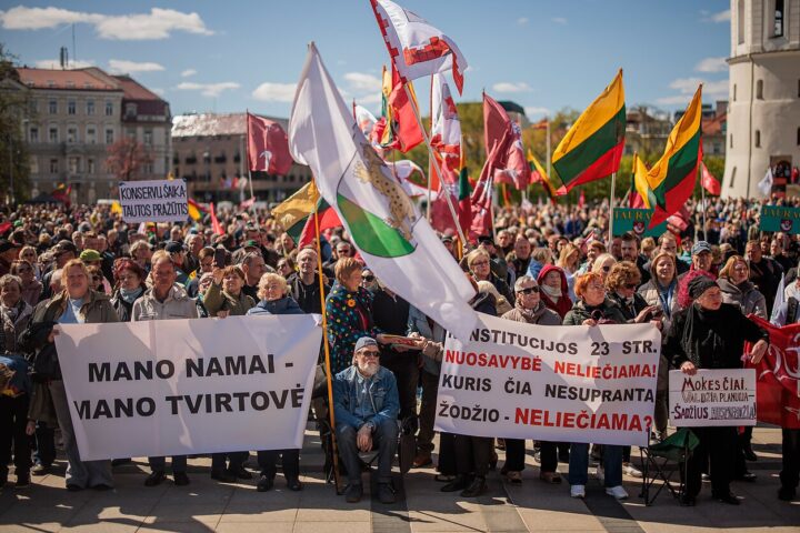 Thousands expected in Vilnius protest against new coalition