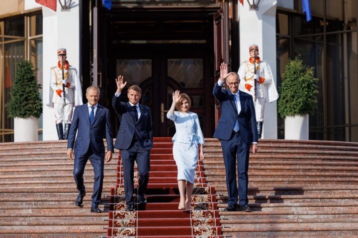 Macron, Merz and Tusk visit Moldova to back EU course ahead of elections