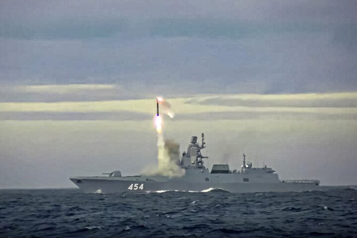 Russia tests Zircon hypersonic missile in Barents Sea