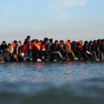 French police halt only 20% of small boat migrants in first week of new deal