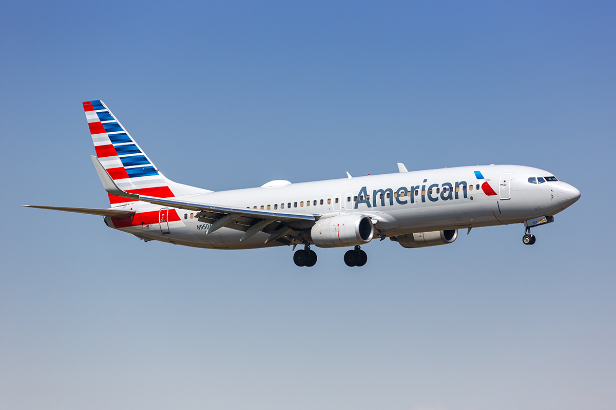 American Airlines Exceeds Expectations in Q4 2024