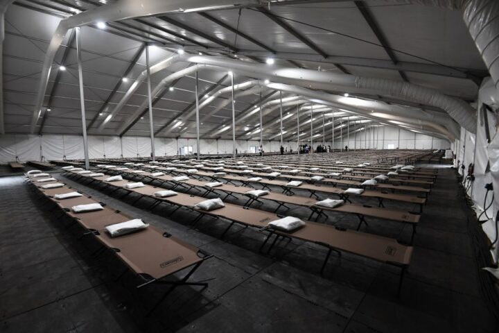 Army prepares to establish temporary migrant camps amid crackdown on Channel crossings