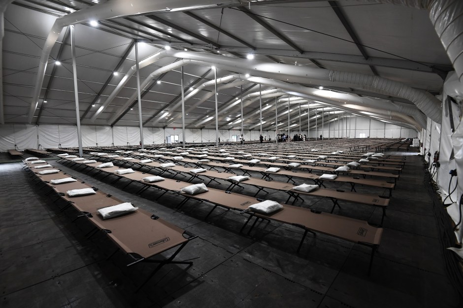 Army prepares to establish temporary migrant camps amid crackdown on Channel crossings