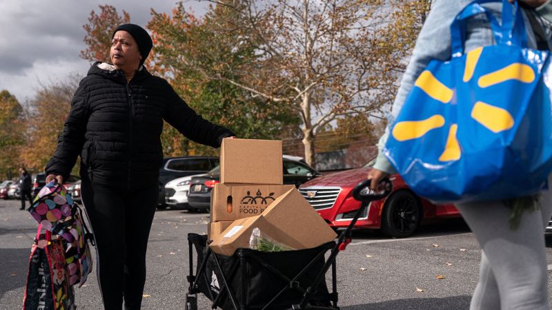 Food banks brace for unprecedented surge in demand amid ongoing government shutdown