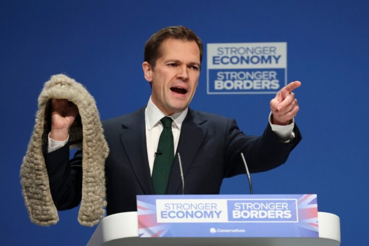 Jenrick claims activist judges impede UK immigration enforcement, vows to overhaul judicial appointments