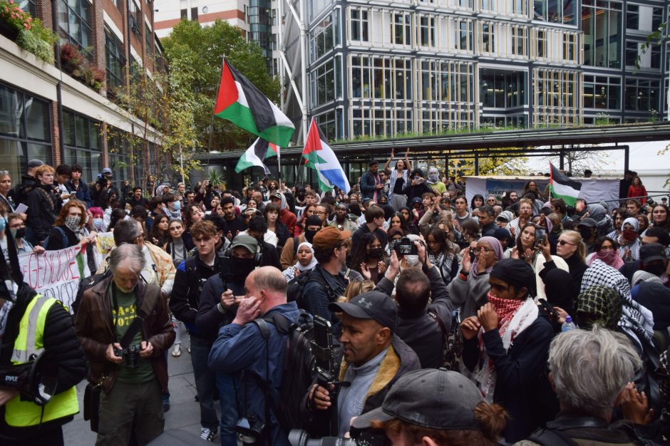 Keir Starmer plans crackdown on violent chants at Gaza protests to enhance public safety