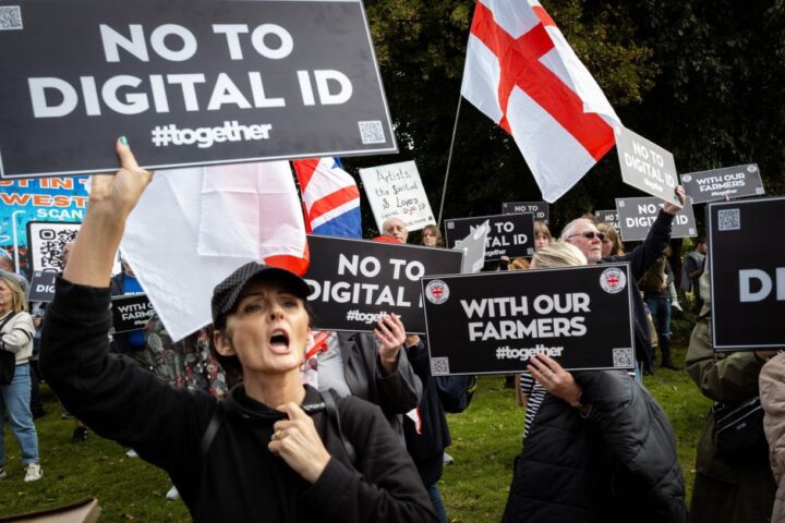 Keir Starmer supports expanding controversial digital IDs to schools and public services