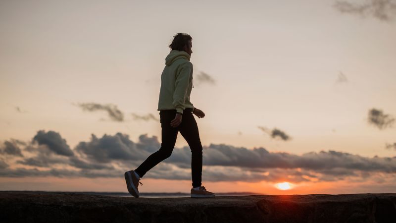 Longer walks linked to better heart health and increased lifespan according to study