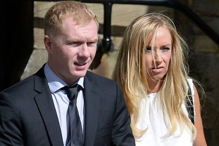 Paul Scholes prioritizes family after marriage split, adjusting work for son’s needs