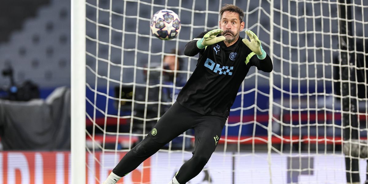 Scott Carson announces retirement after two decades in professional football