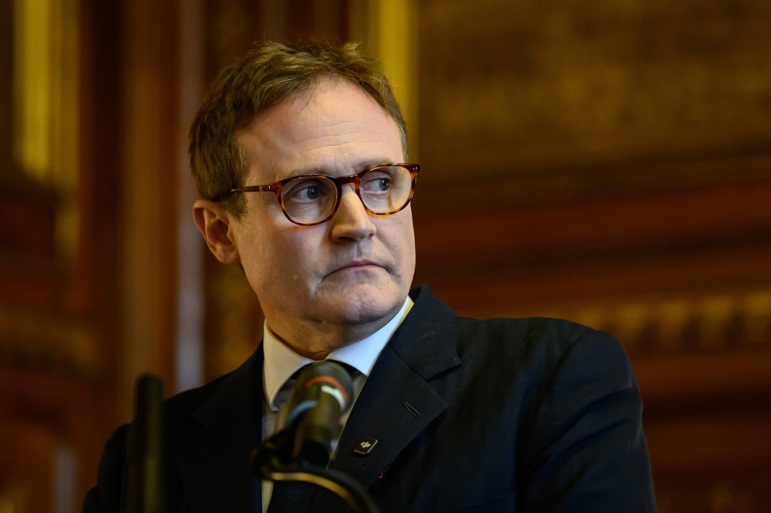 Tom Tugendhat criticizes Labour's response to China's espionage threats in the UK