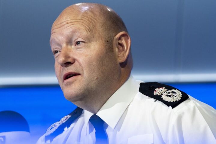 West Midlands Police stands firm on Maccabi fan ban amid government criticism