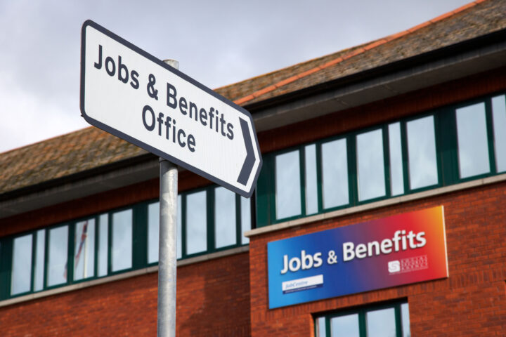 Are UK welfare benefits encouraging non-working recipients?