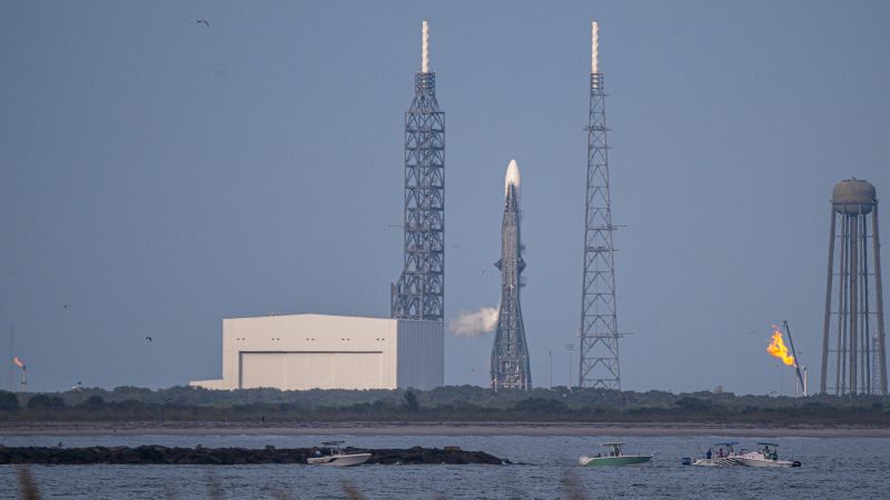 Blue Origin prepares for New Glenn's inaugural mission to Mars with satellite launch