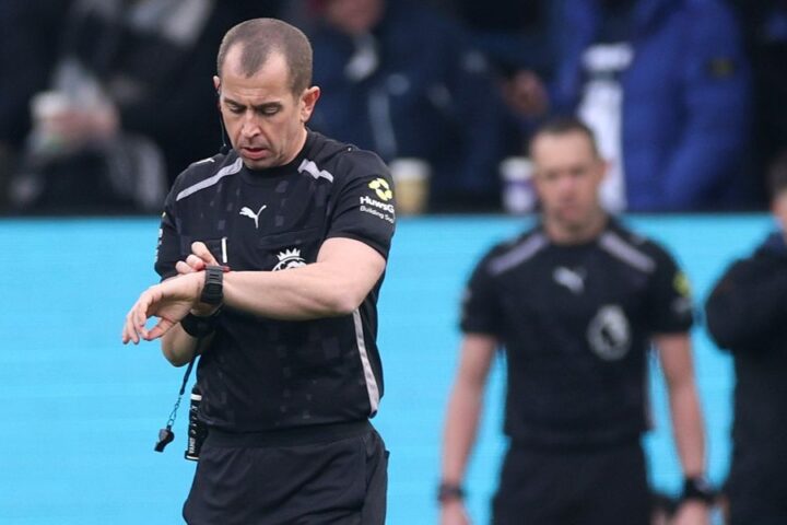 Burnley and Chelsea match delayed due to assistant referee technology failure