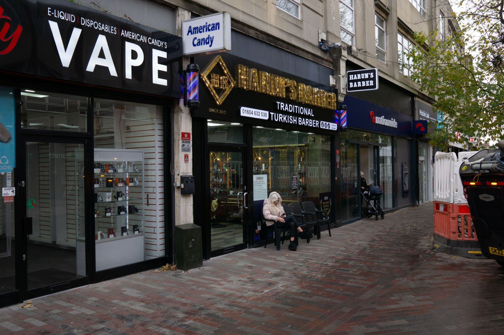 Chancellor announces £5m initiative to tackle fraudulent practices by barber and vape shop owners