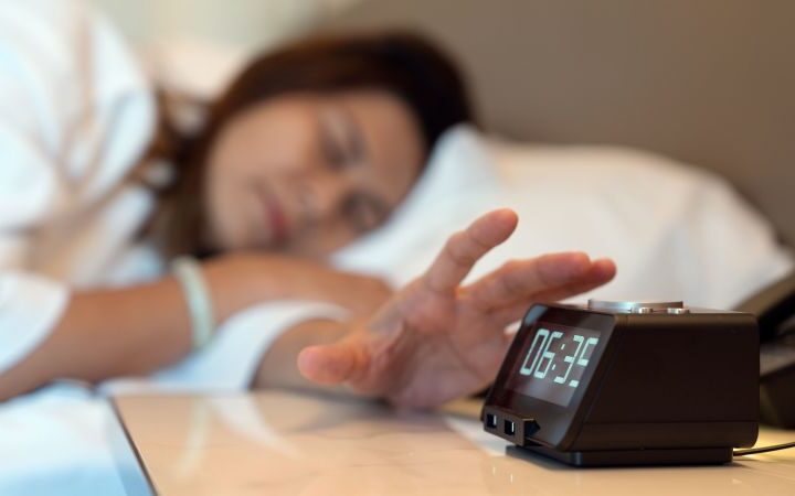 Expert advice on adjusting to the end of Daylight Saving Time