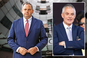 Farage calls for scrapping of BBC licence fee amid growing political pressure