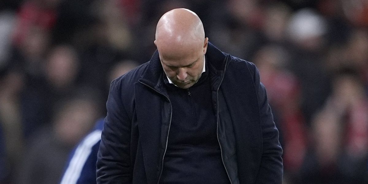 Liverpool suffers heavy defeat against Nottingham Forest, while Bournemouth salvages draw with West Ham