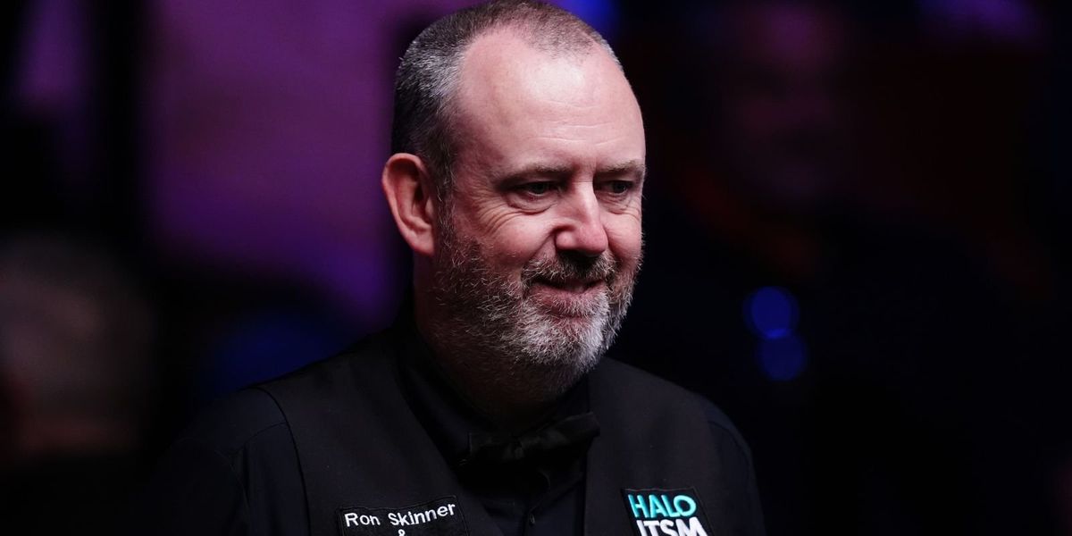 Mark Williams discusses fear of eye surgery amid ongoing snooker success despite vision issues