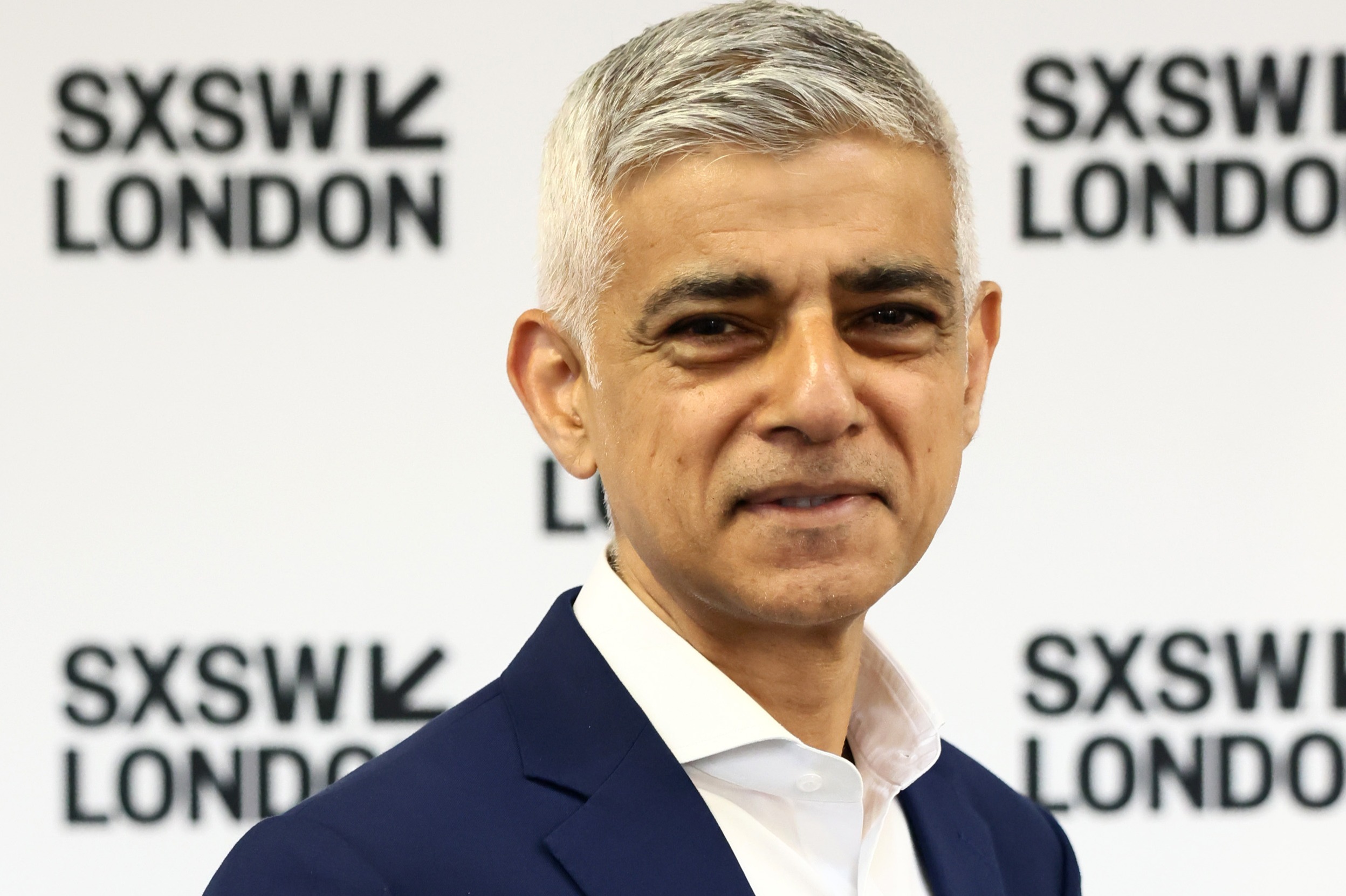 Safety concerns lead to withdrawal of £1 billion train fleet as braking systems fail in rain