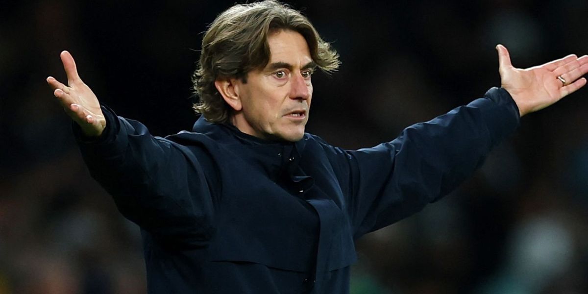 Thomas Frank criticizes Tottenham fans for booing goalkeeper during Fulham defeat