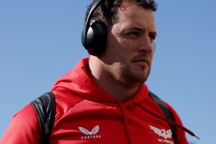 Virgin Media apologises for translation error mislabeling Welsh rugby player Ryan Elias
