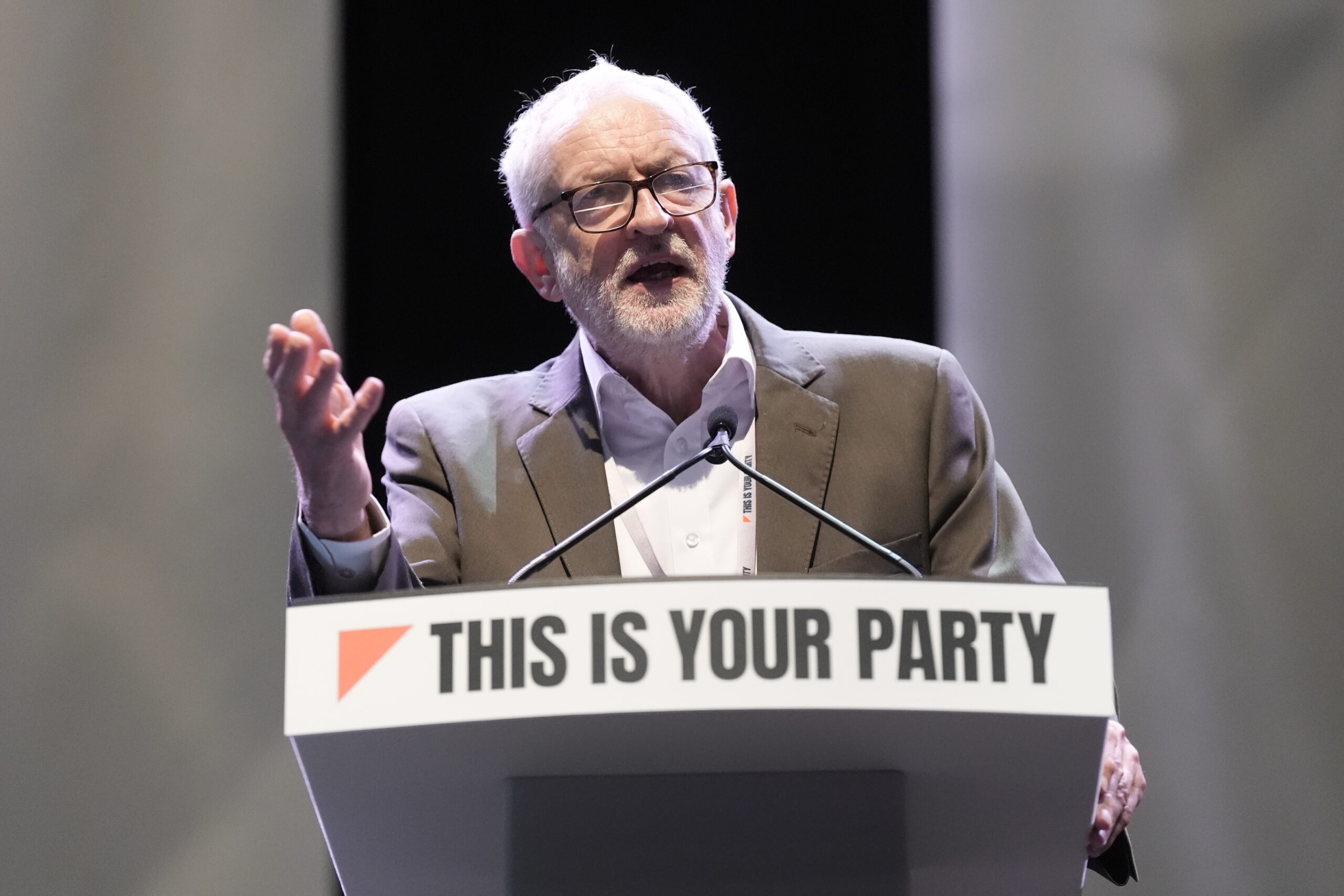 Your Party rejects Jeremy Corbyn's leadership bid in turbulent conference session