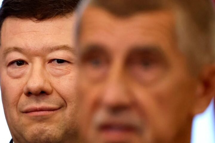 Czech parliamentary initiative raises uncertainty for hundreds of thousands of Ukrainians