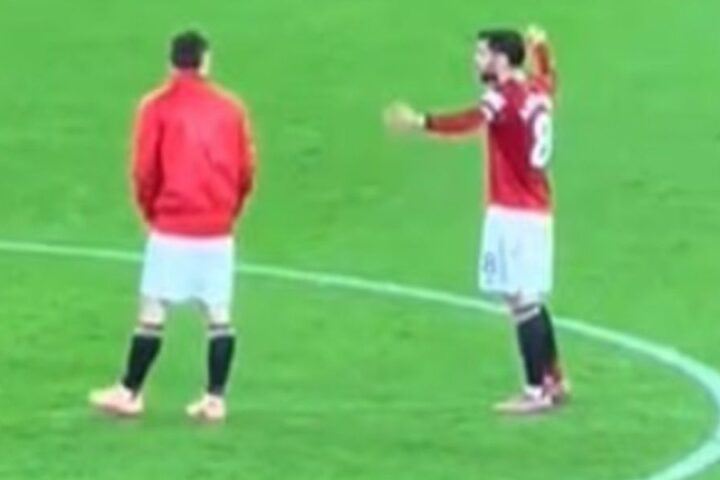 Bruno Fernandes reacts angrily as Manchester United let lead slip in 4-4 draw with Bournemouth