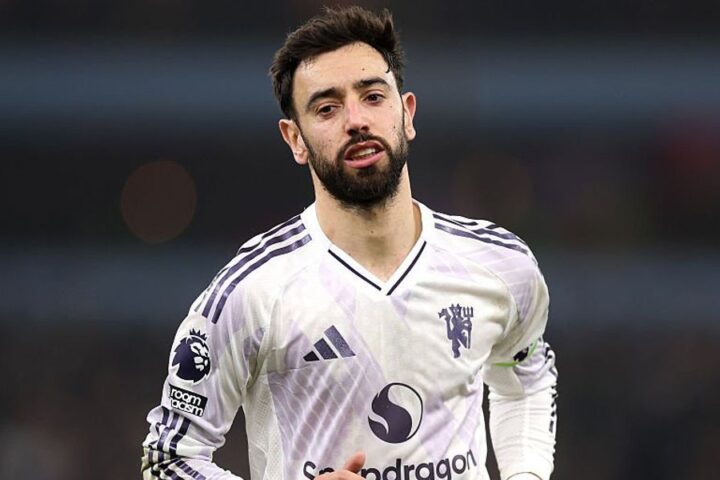 Bruno Fernandes sidelined by injury as Manchester United looks to youth for solutions