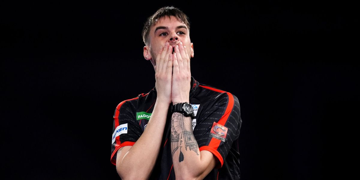 Dom Taylor disqualified from World Darts Championship following positive drugs test