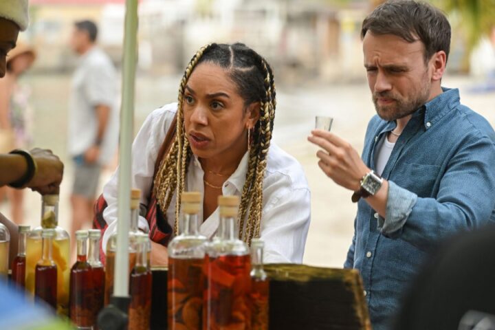 Don Warrington returns as Selwyn Patterson in festive Death in Paradise episode